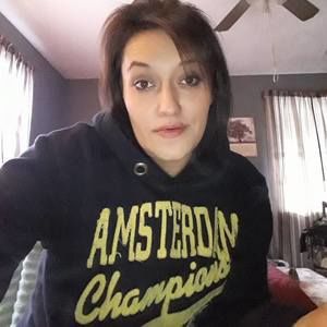 Meet your Posher, Sharon